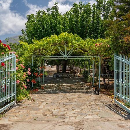 Tranquil Stone Garden House Vila Kalos Exterior foto